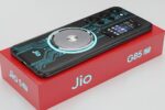 Jio's Mega 5G Launch: 200MP Camera, 120X Zoom & 7200mAh Battery Smartphone for Only ₹1,999
